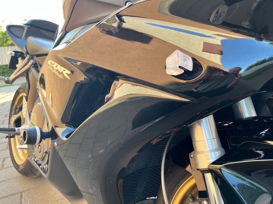 Honda CBR 1000RR fireblade