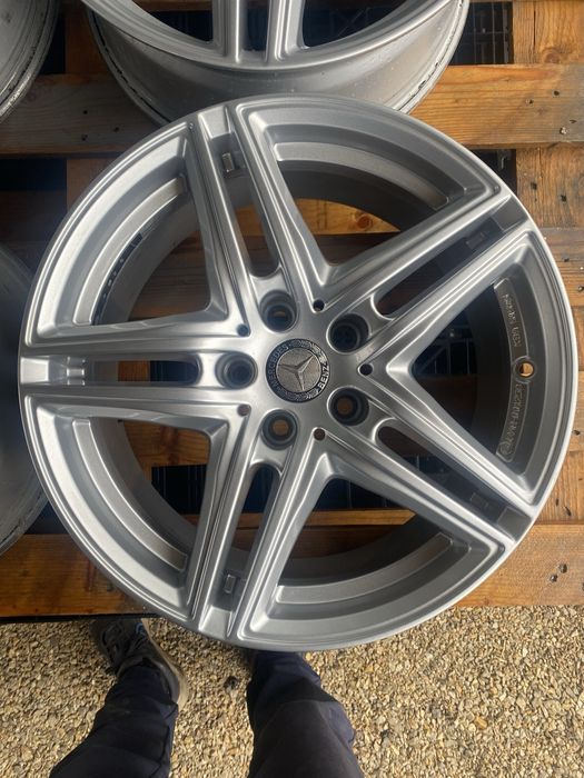 17 цола 5 х 112 мм Мерцедес , Ауди , Фолксваген , Шкода , Сеат