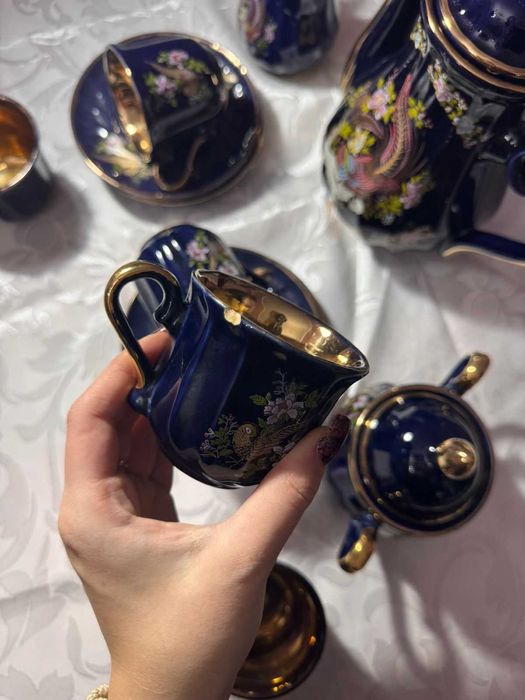 Сервиз ,бокалы ,