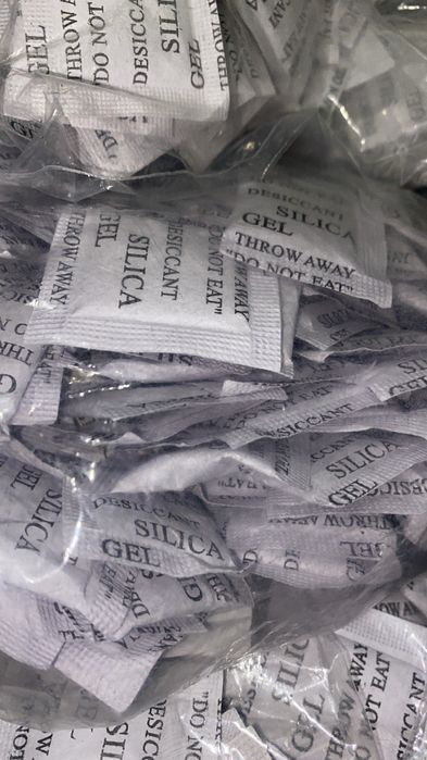 Продавам торбички за влага silikagel(DESSICANT)