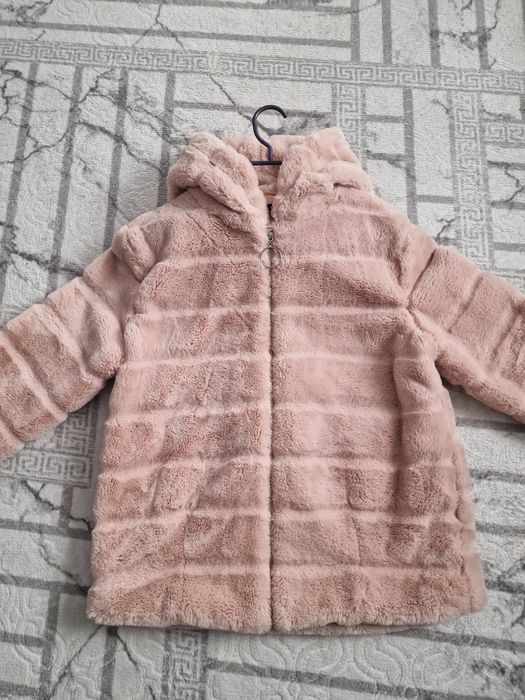 Стилно дамско палто