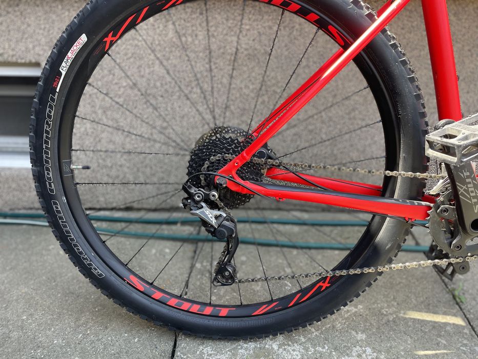 Bicicleta Specialized RockHopper 29 Manitou ShimanoDeore