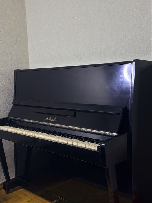 pianino oktava ideal holatda