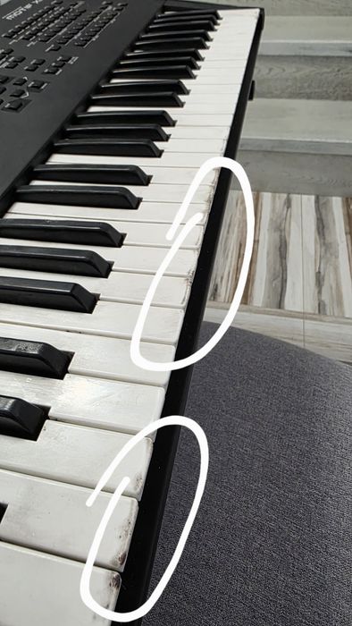 Vand orga Yamaha Motif XF6