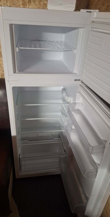 Frigider în stare funcțională