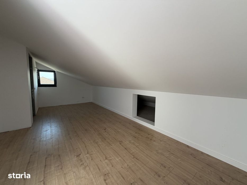 Vila tip duplex P+1+M / Bragadiru Cartierul Independentei / statie stb