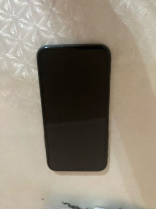 Phone 11 64g 74 эмкость