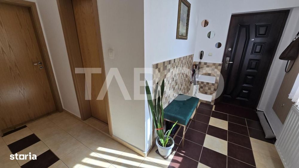 Apartament de vanzare 62 mp 3 camere decomandate parcare Selimbar