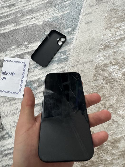 Продам IPhone 16