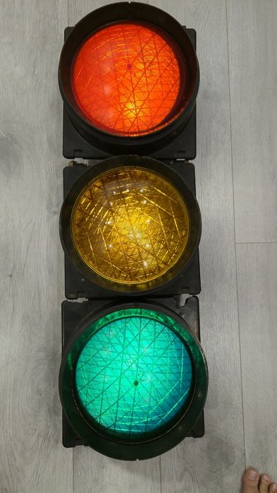Светофор в качестве светильника