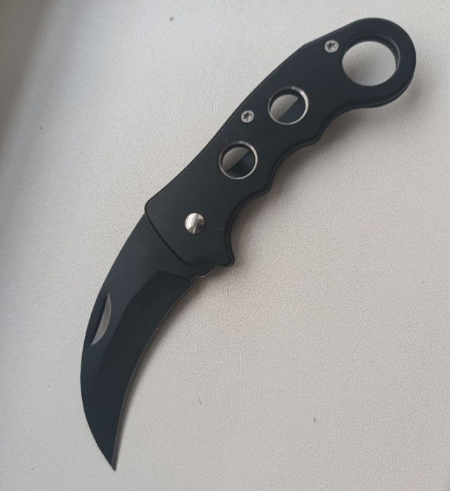 Нож Карамбит - сгъваем