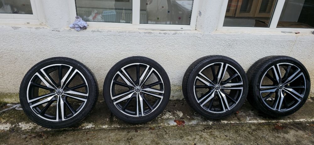 Roti vara Volvo originale 255 x 40 R21