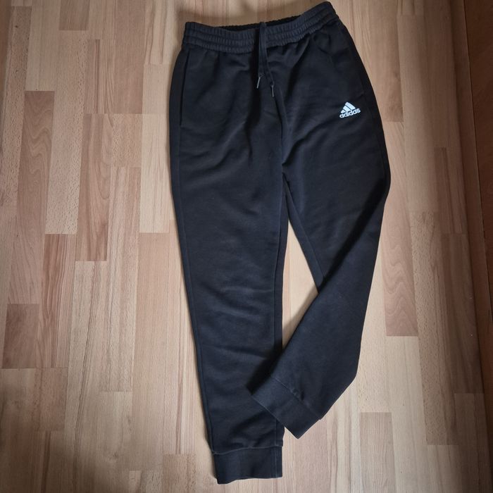 Лот горница и долница на Adidas