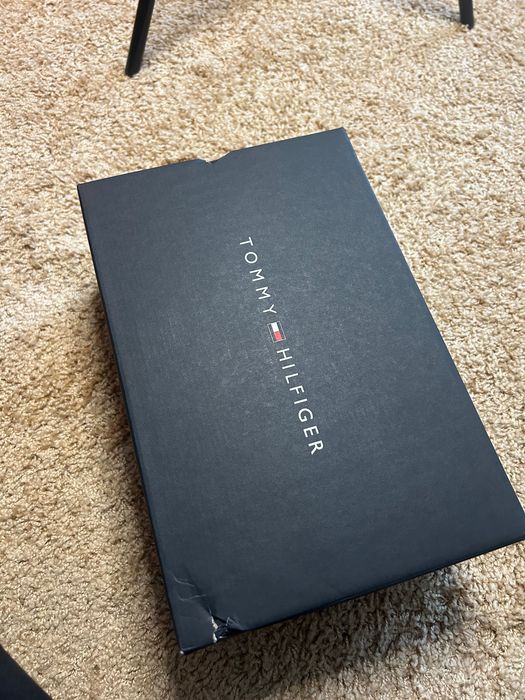 кожени кецове маратонки  Tommy Hilfiger