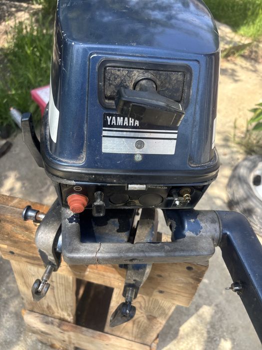 Лодка с мотор, сонар,помпа и жилетка