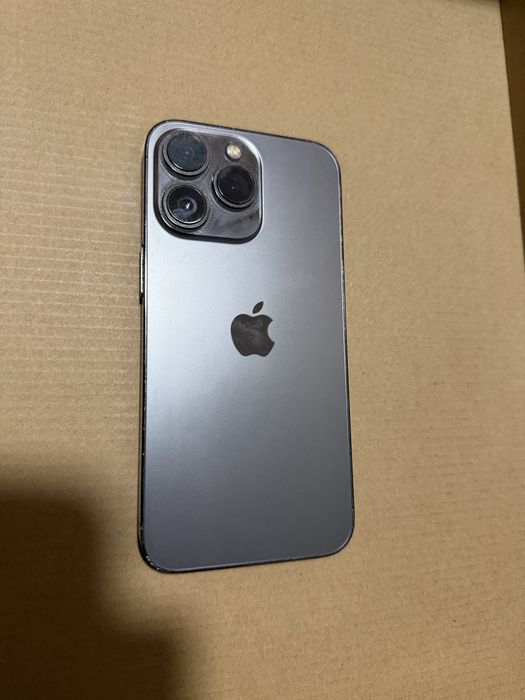 Телефон Iphone 13 pro