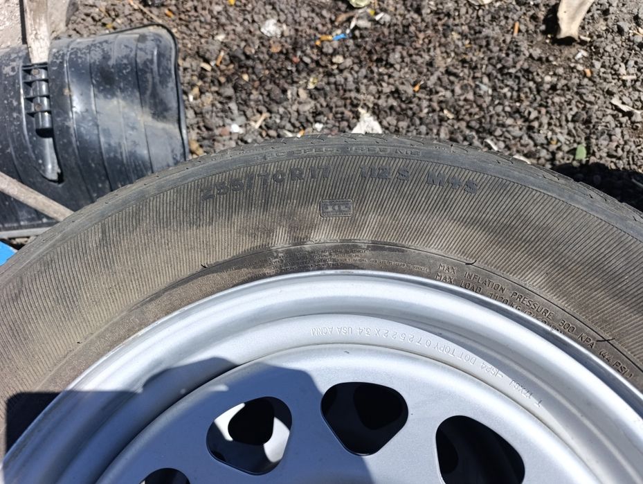 Диск с резиной разболтовка R17/6.139.7