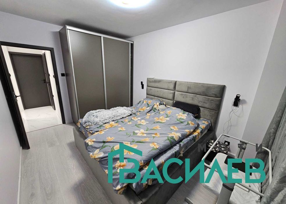 Продава се Тристаен апартамент в София, Център - 93 кв.м за 1426 €/кв.м - Снимка #5
