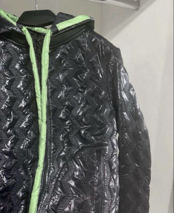 Куртка женская плащевка