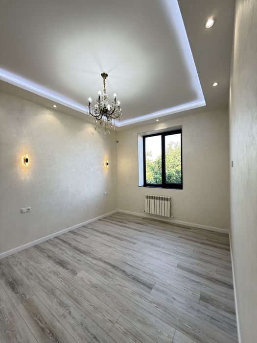 Chilonzor DOMBIROBODDA 5 xona yevro hovli sotiladi!