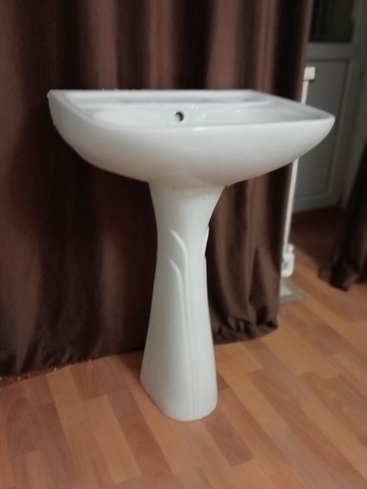 Продам раковину тюльпан