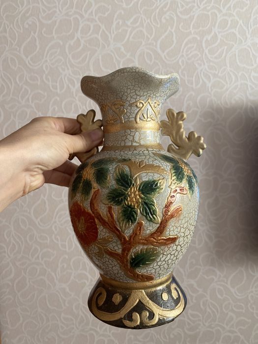 Продам вазу