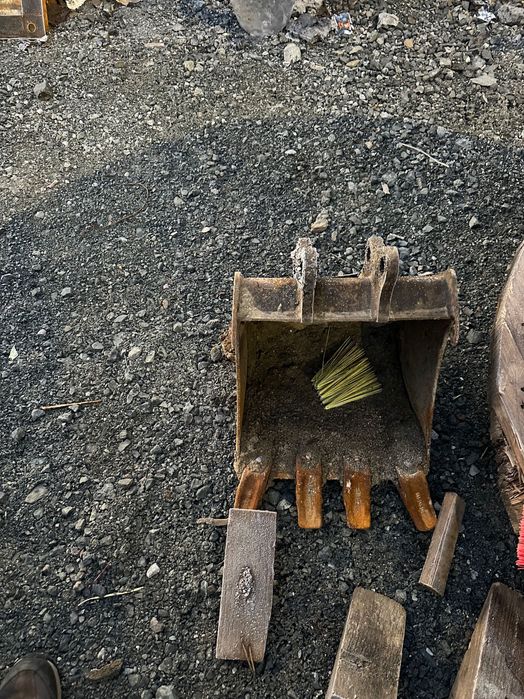 De vanzate Volvo EC18E