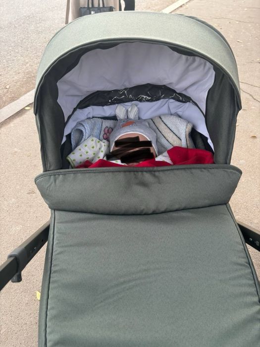 Коляска прогулочная