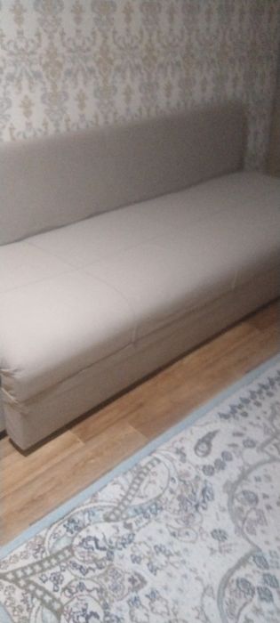 Продам диван тахта