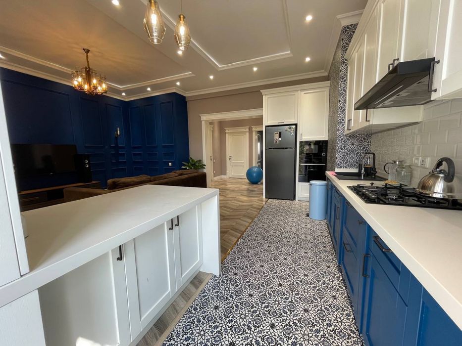 Жк Новза! Сдаётся 4х комнатная квартира в элит Жк!