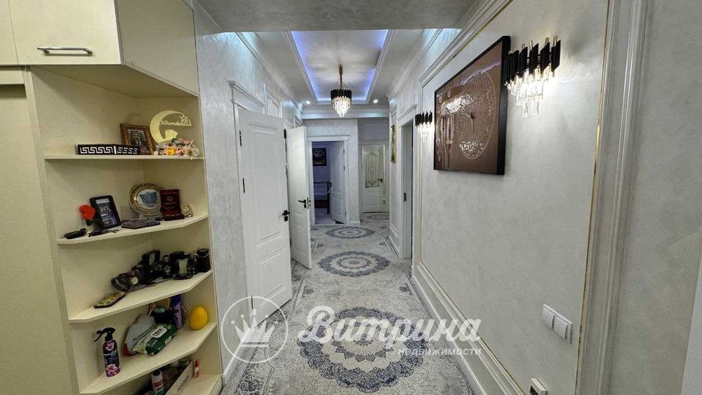 4-комнатная квартира в новостройке, Юнусабадский район