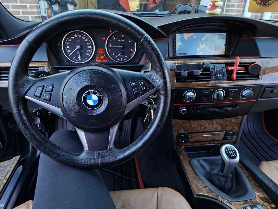 Vând BMW 520D , an 2010