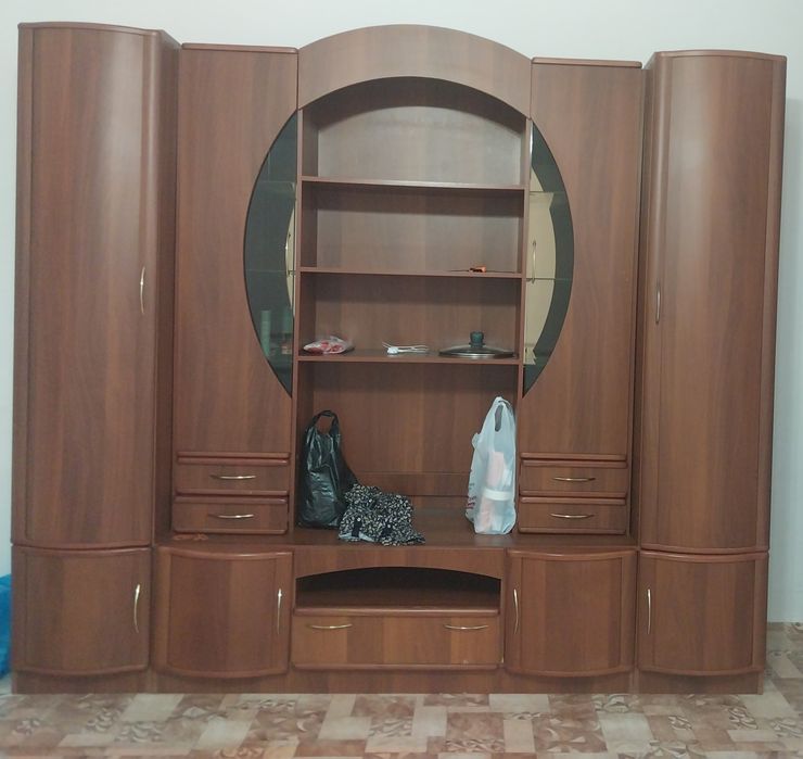 Продам 2 шкафа каждый по 25000 т