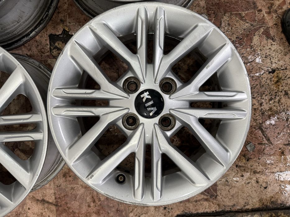 Продам титаны диски оригинал киа Hyundai
