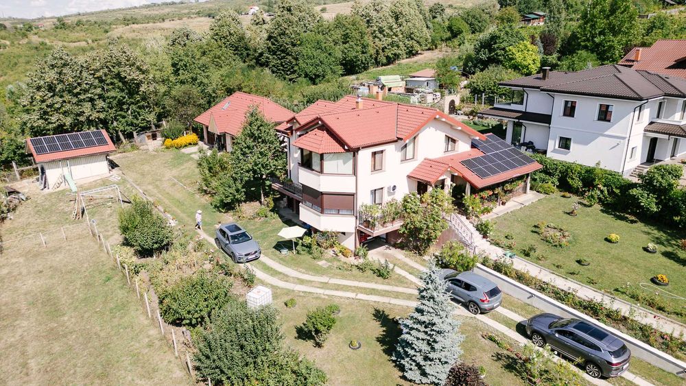 Proprietate deosebita in Bucium