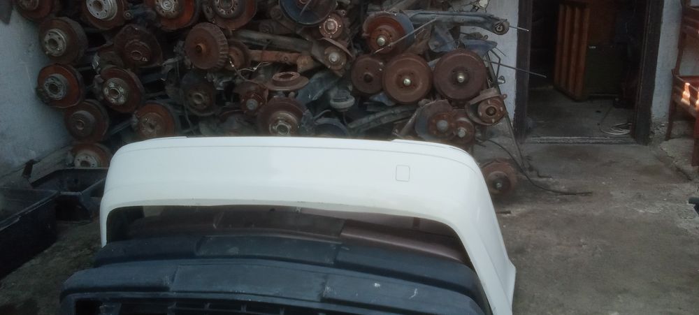 Мерседес 211. бампера фары