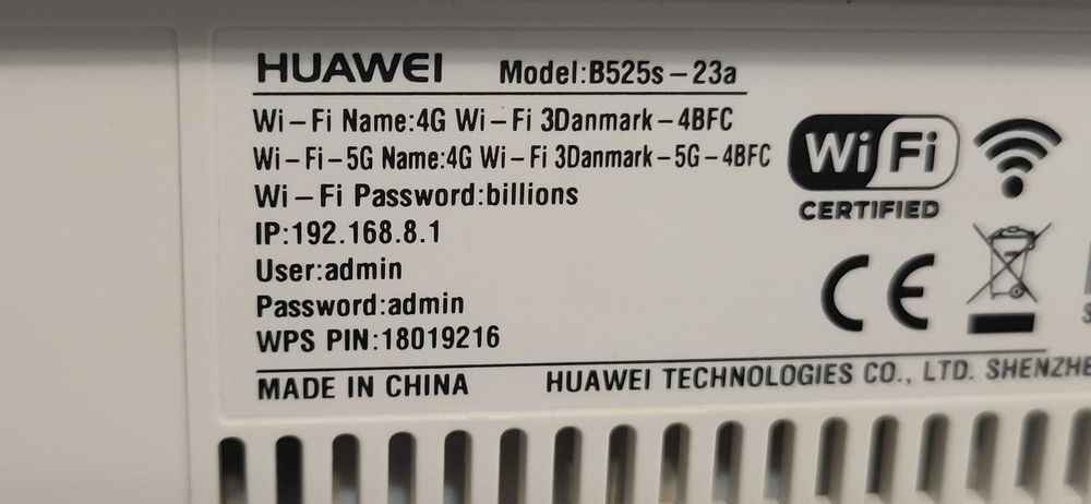 Huawei Router B525s-23a  4G LTE Cat 6, 300 Mbps download și 50 Mbps upload liber de retea se poate testa verifica