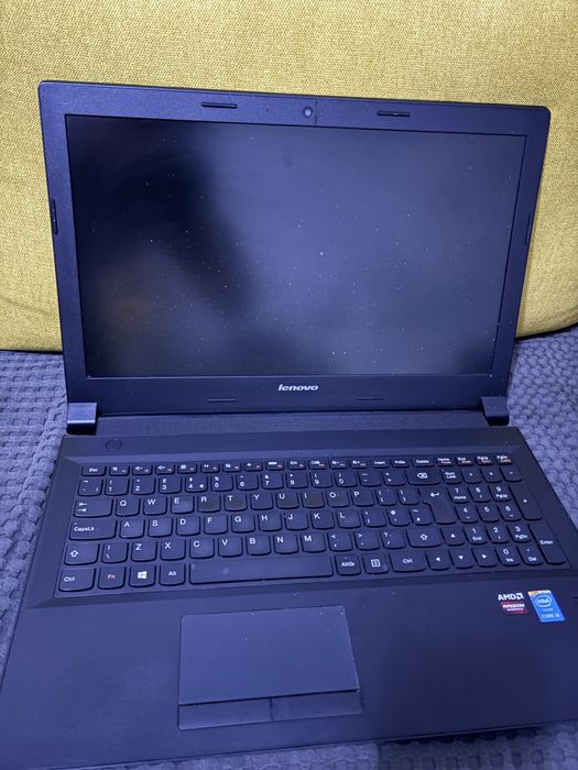 Vand Laptop Lenovo b50-70 utilizat