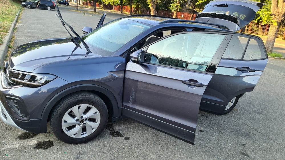 Vand VWTCROSS,an 2024,impecabila