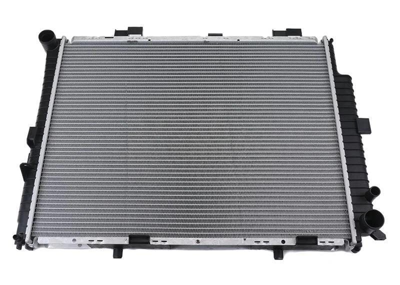 Radiator apa Mercedes Clasa E (W210) 1996-1999, 3.0 TD, 640x492x34mm, AC: +/-, etansat mecanic, OE 2105003203, Th-Series