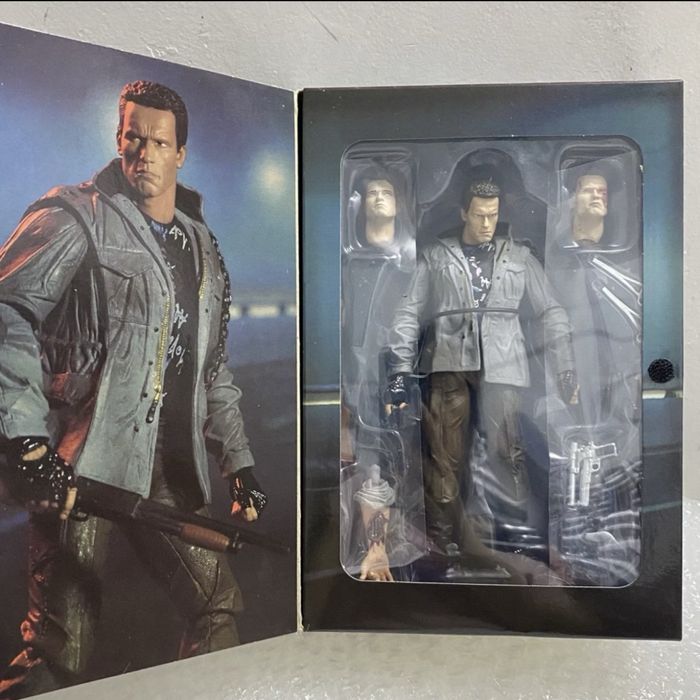 Терминатор, экшн фигурка от Neca