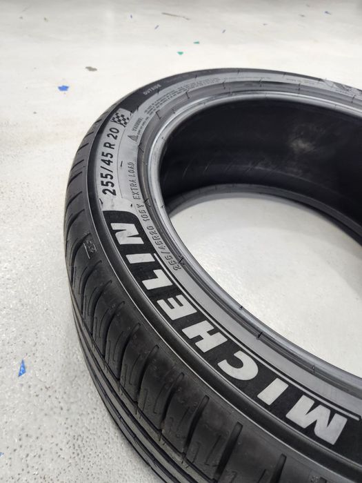 235/50/20 255/45/20 Michelin balon