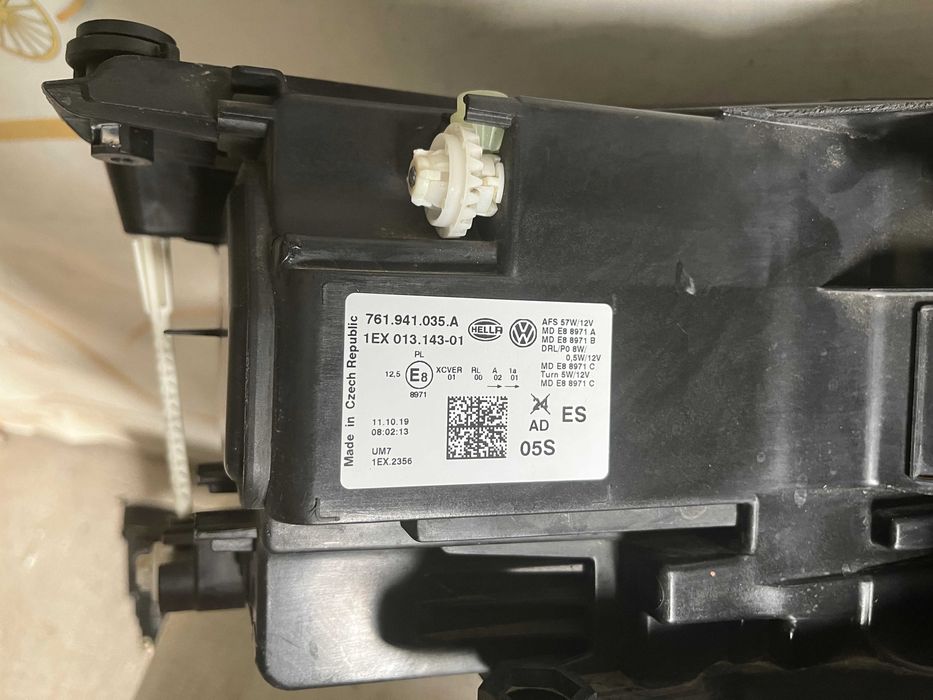 Far stanga full led Vw Touareg dupa 2018 original