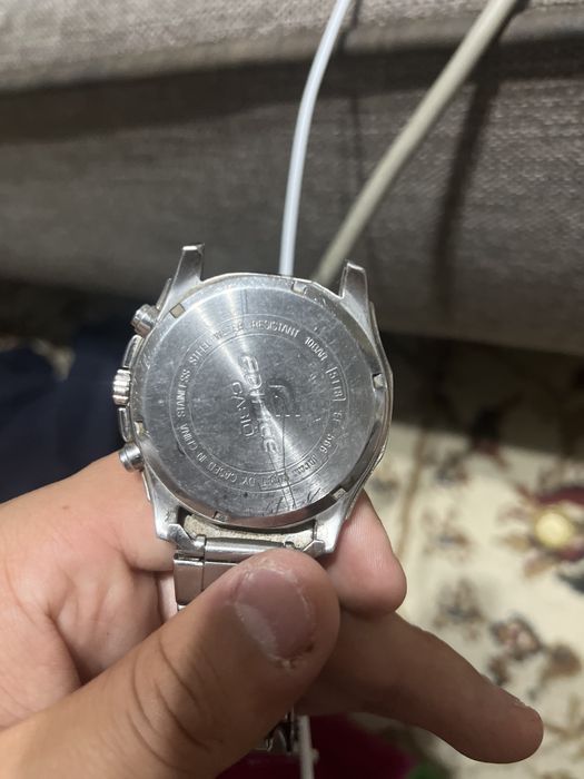 Продам чесы оригинал EDIFICE CASIO wr100m