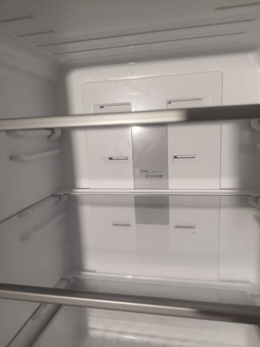 Хладилник Hotpoint Ariston