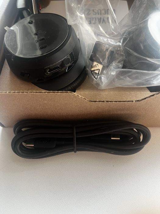 Căști Poly Voyager Focus 2 UC, Bluetooth, Teams, USB-C – noi