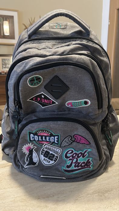 Ученическа раница Coolpack Badges 27 l