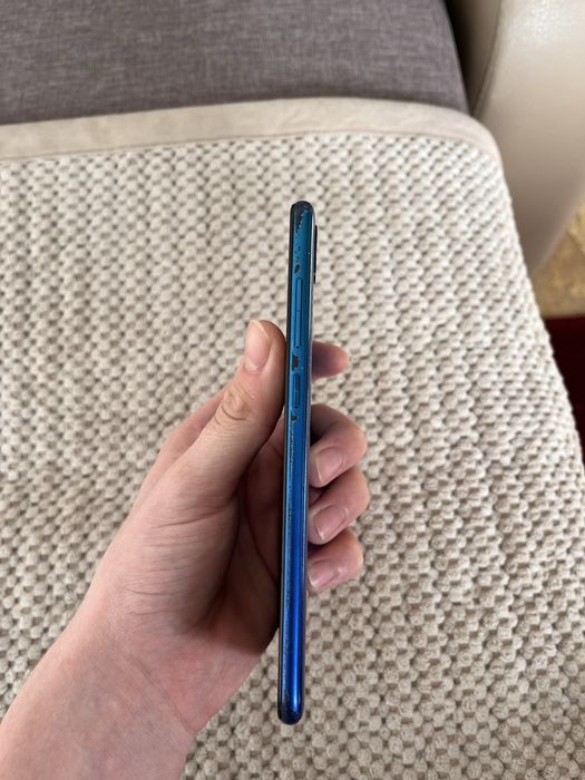 телефон Huawei Y7