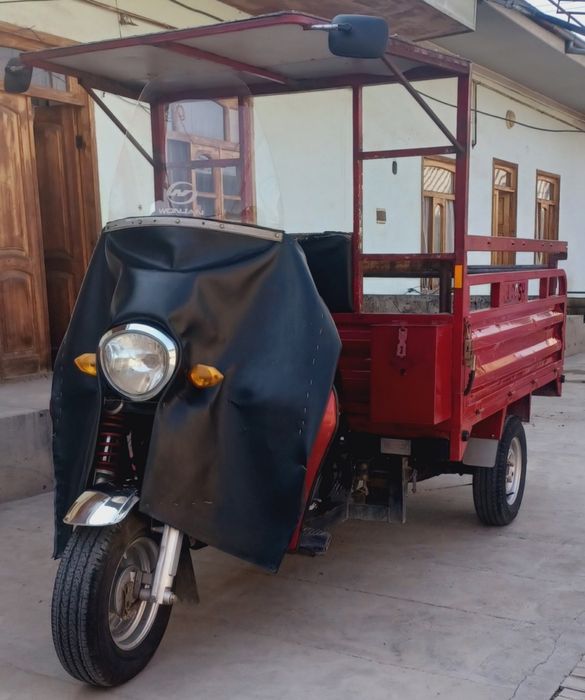 Moto Eldosh sotiladi