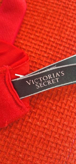 Sutien Victoria's Secret push-up aproape nou/65 lei/75C/80A/80B/40/42/44